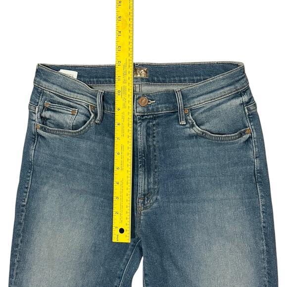 MOTHER The Insider Crop Step Fray Denim Jeans In Shoot To Thrill Wash Size 30”. - Picture 9 of 16